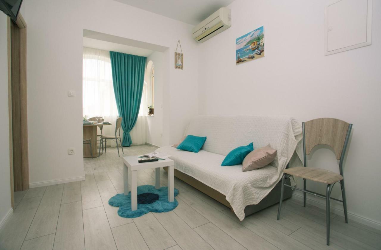 Apartments Kampanel Kaštela المظهر الخارجي الصورة