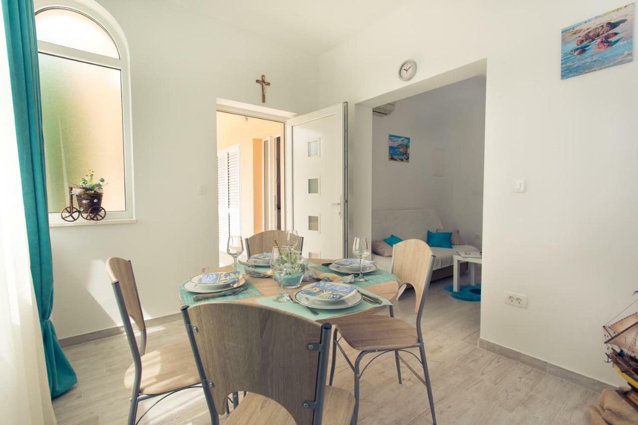 Apartments Kampanel Kaštela المظهر الخارجي الصورة