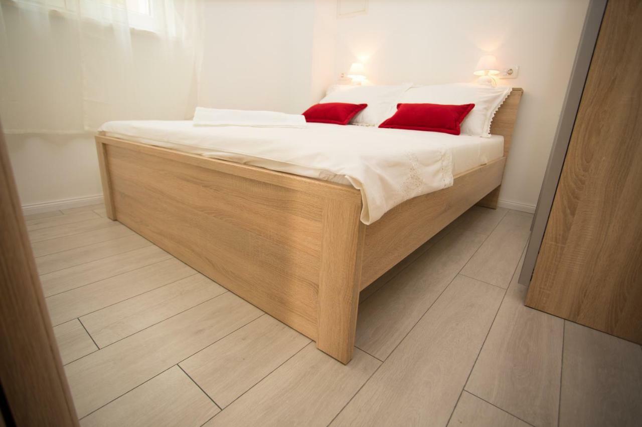 Apartments Kampanel Kaštela المظهر الخارجي الصورة