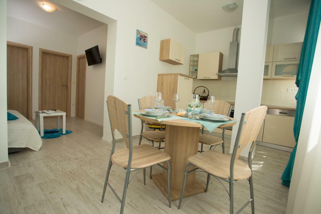 Apartments Kampanel Kaštela المظهر الخارجي الصورة
