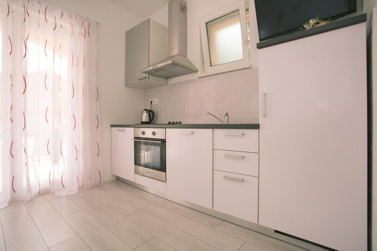 Apartments Kampanel Kaštela المظهر الخارجي الصورة