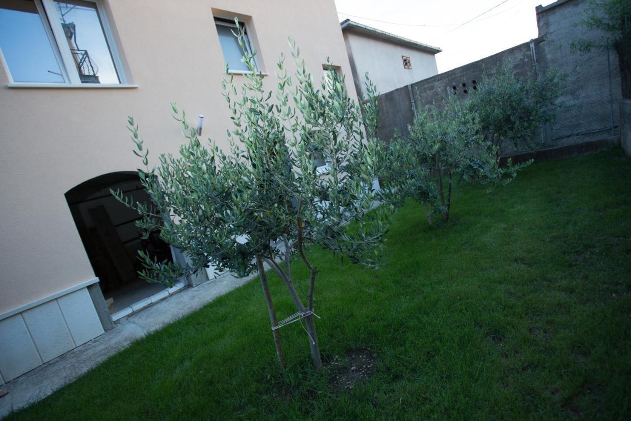 Apartments Kampanel Kaštela المظهر الخارجي الصورة