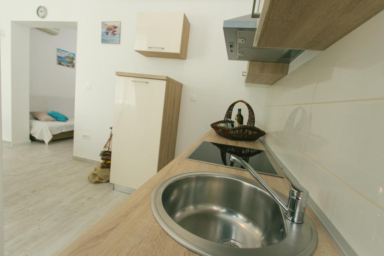 Apartments Kampanel Kaštela المظهر الخارجي الصورة
